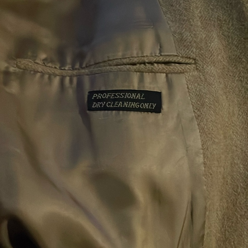 Like NEW! Camel and Wool Men’s Sports Jacket